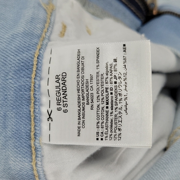 Old navy cut off shorts size 6 - Picture 9 of 9